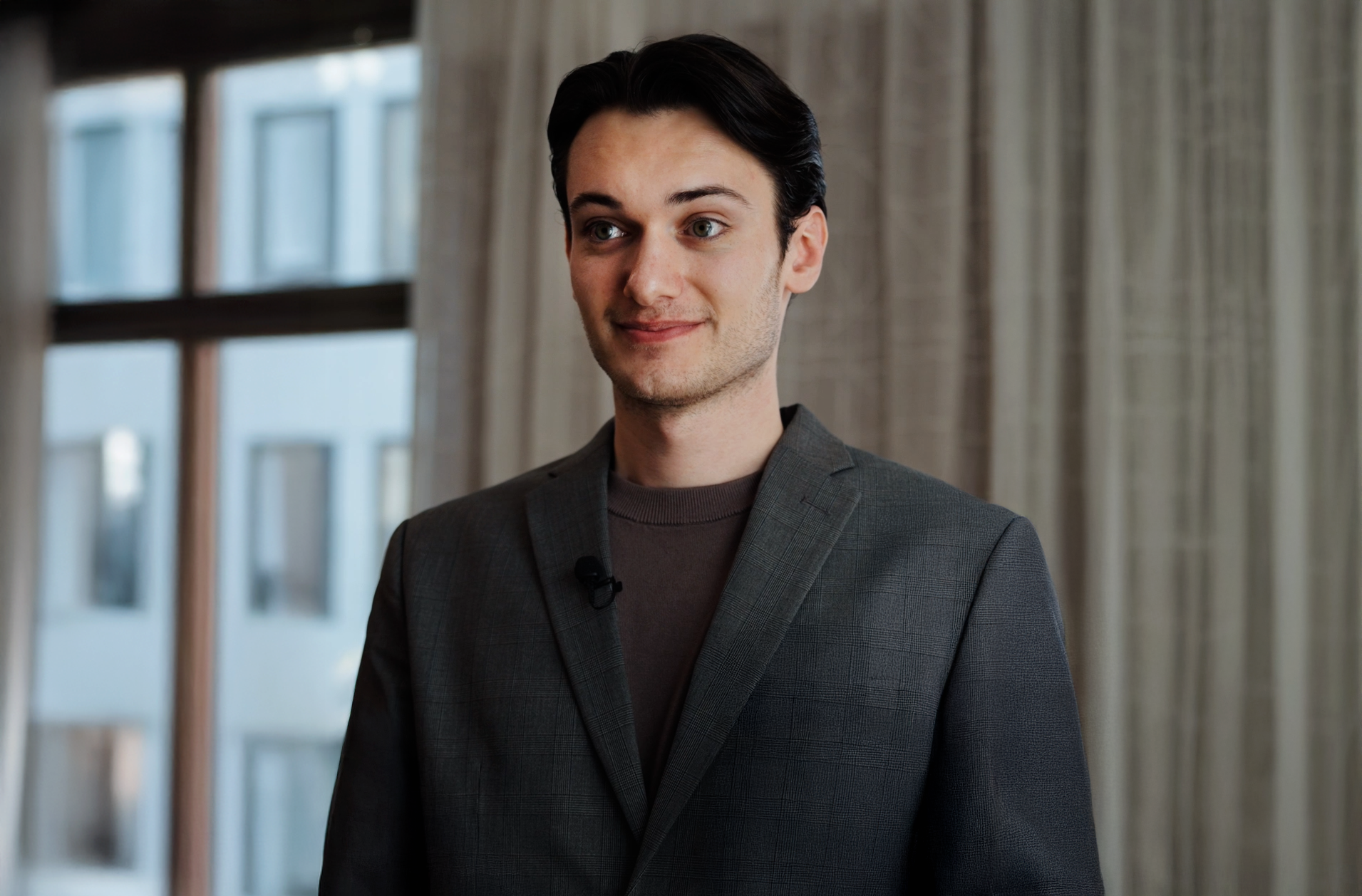 Från Lindahl Law School till biträdande jurist på Lindahl